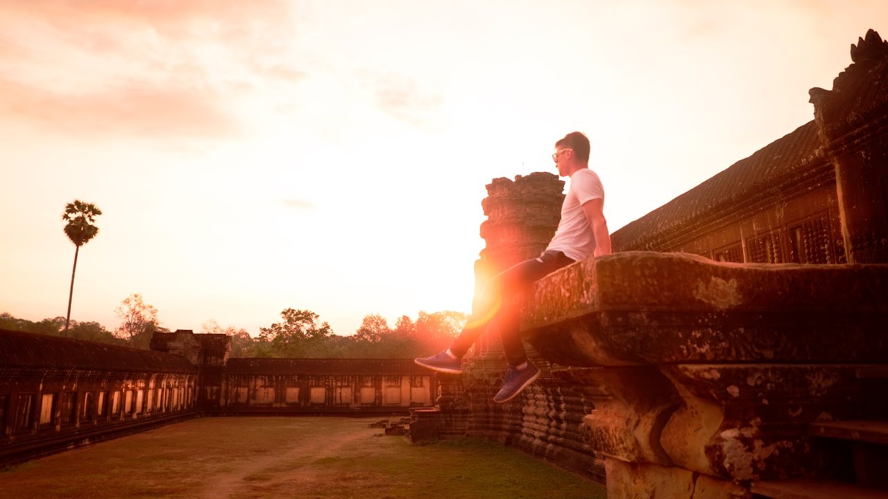 ANGKOR WAT SUNRISE - SIEM REAP